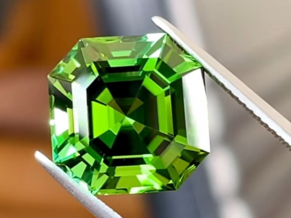 foto groene toermalijn